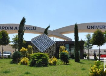 Kûrsên Kurdî yên Onlayn li Zanîngeha Mêrdînê