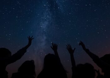 Lêgerîna Wateyê ya Nifşê Z û Nifşê Alfayê